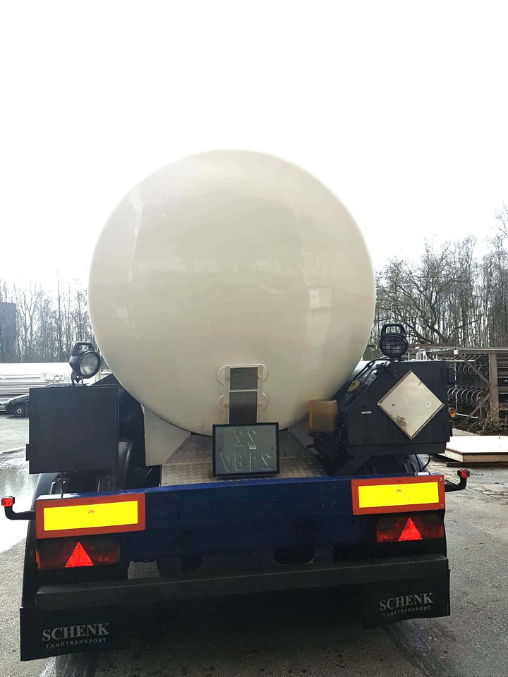 BURG Gas tank semi-trailer used for CO2 Carbon dioxide - Gjysmë rimorkio me bot: foto 2 BURG Gas tank semi-trailer used for CO2 Carbon dioxide - Gjysmë rimorkio me bot: foto 2