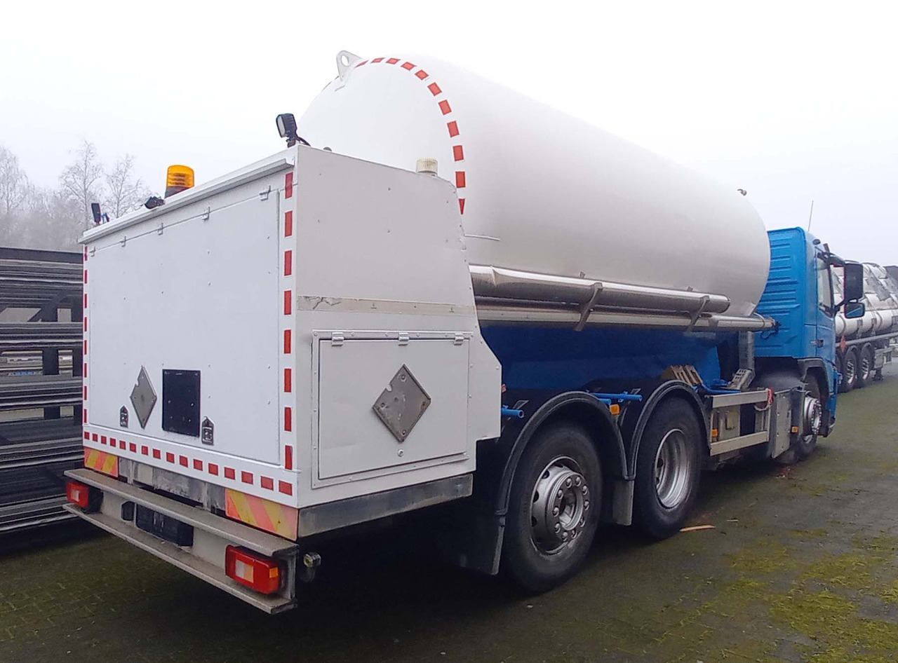 VOLVO Gas, oxygen, argon, nitrogen, cryogenic tank truck - Autobot: foto 4 VOLVO Gas, oxygen, argon, nitrogen, cryogenic tank truck - Autobot: foto 4
