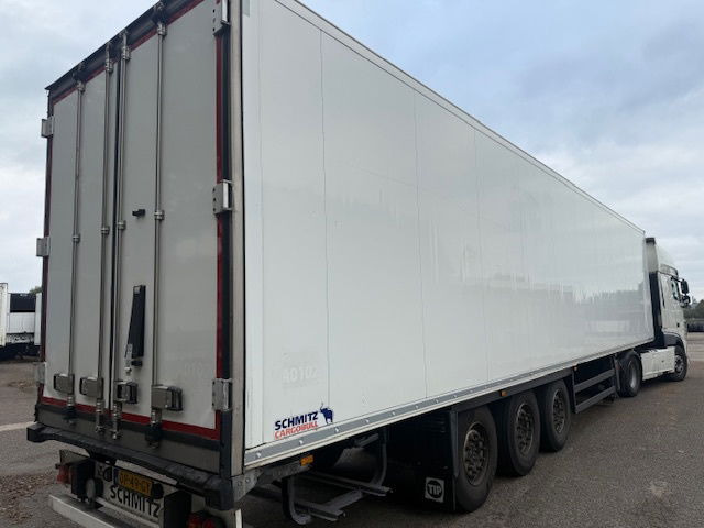 Schmitz Cargobull Vector 1550 liftas - Gjysmë rimorkio frigorifer: foto 3 Schmitz Cargobull Vector 1550 liftas - Gjysmë rimorkio frigorifer: foto 3