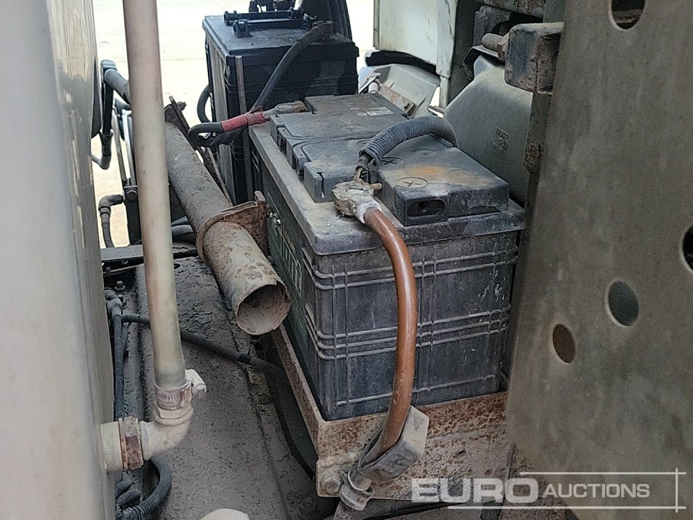 Makinë fshirëse për rrugët 2006 Iveco ML75E17S: foto 22