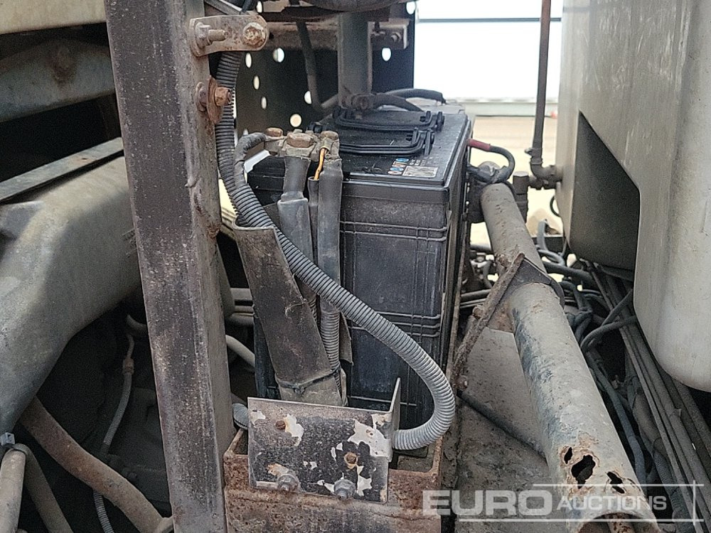 Makinë fshirëse për rrugët 2006 Iveco ML75E17S: foto 28