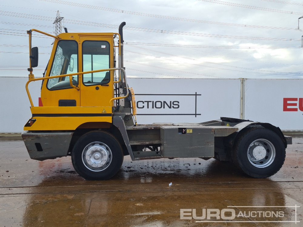 2006 Terberg YT82 - Traktor terminal: foto 2 2006 Terberg YT82 - Traktor terminal: foto 2