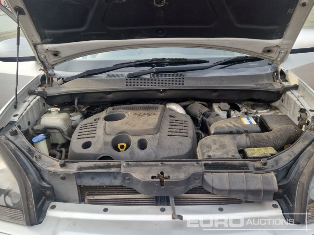 SUV 2010 Hyundai Tucson: foto 14