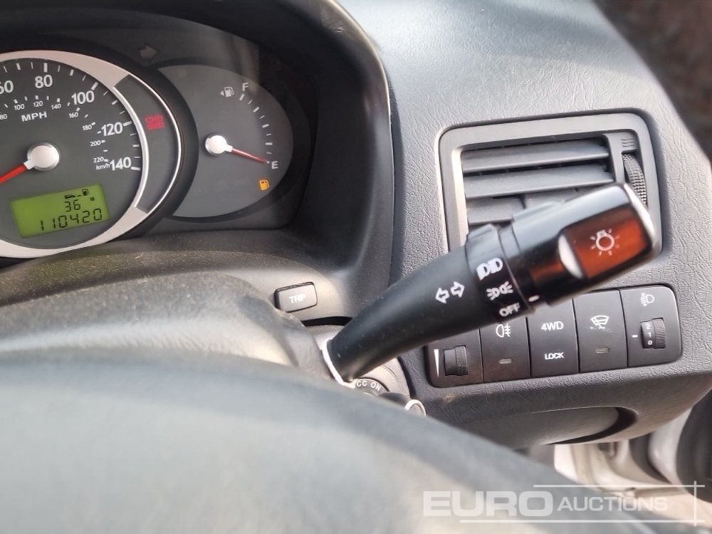 SUV 2010 Hyundai Tucson: foto 30