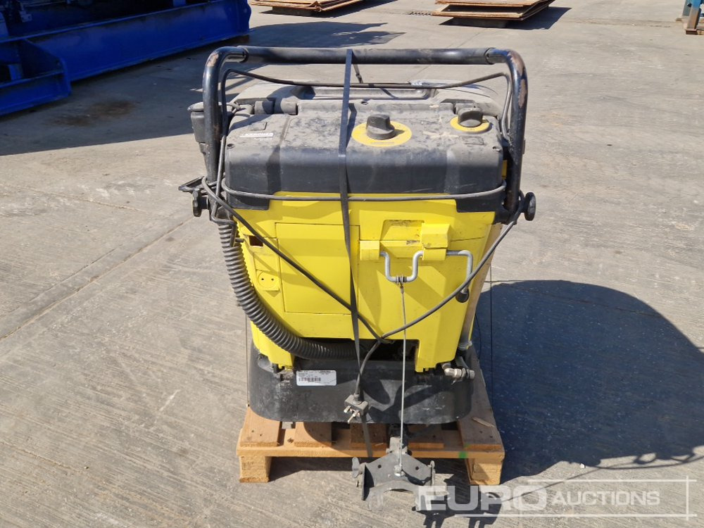 2011 Karcher BR 45-40 - Pajisje ndërtimi: foto 4 2011 Karcher BR 45-40 - Pajisje ndërtimi: foto 4