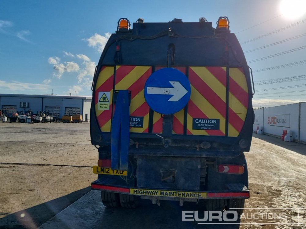2012 DAF LF55.220 - Makinë fshirëse për rrugët: foto 4 2012 DAF LF55.220 - Makinë fshirëse për rrugët: foto 4
