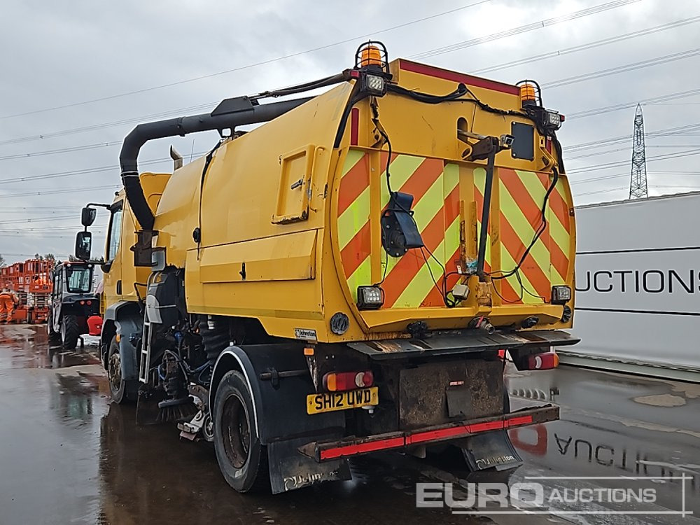 2012 DAF LF55.220 - Makinë fshirëse për rrugët: foto 3 2012 DAF LF55.220 - Makinë fshirëse për rrugët: foto 3