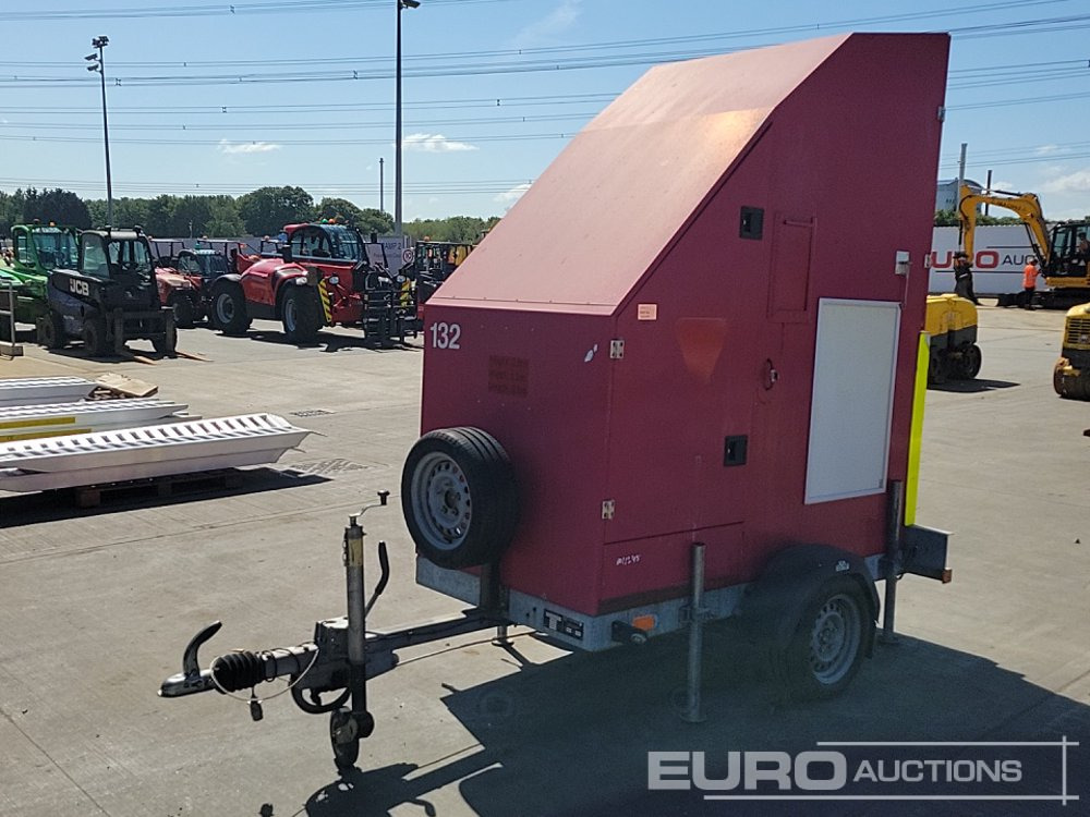 2013 Knott-Avonride Single Axle Fire Demonstration Unit - Rimorkio për makineri ndërtimi: foto 1 2013 Knott-Avonride Single Axle Fire Demonstration Unit - Rimorkio për makineri ndërtimi: foto 1