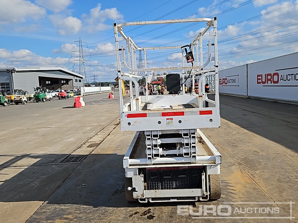 2014 Haulotte Compact 10N - Platformë ajrore: foto 4 2014 Haulotte Compact 10N - Platformë ajrore: foto 4