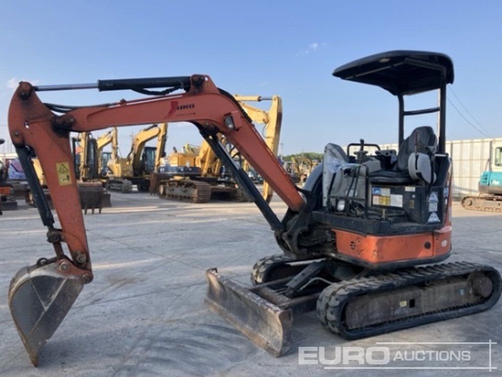 2014 Hitachi ZX30U-5A - Miniekskavator: foto 1 2014 Hitachi ZX30U-5A - Miniekskavator: foto 1