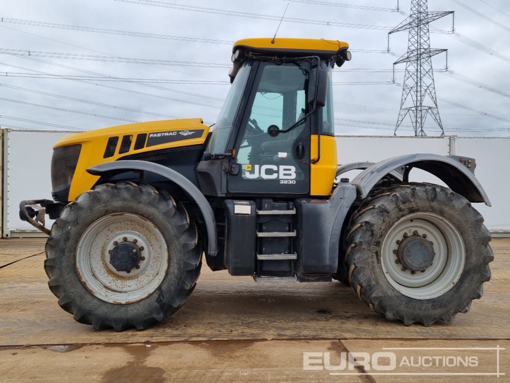 2014 JCB Fastrac 3230 - Traktor: foto 2 2014 JCB Fastrac 3230 - Traktor: foto 2