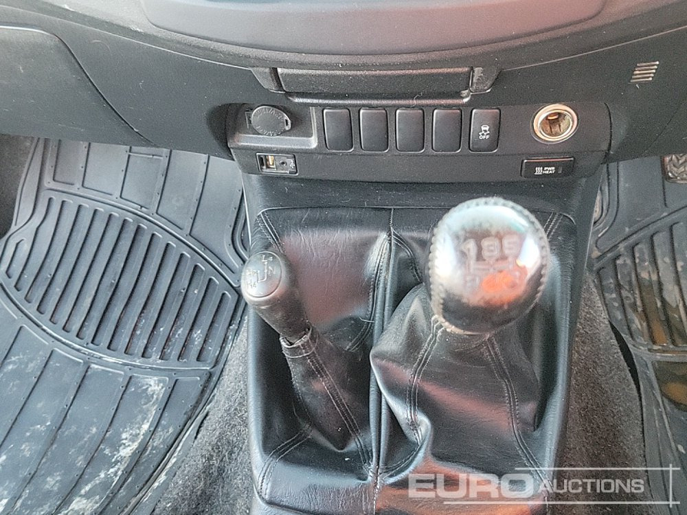 Pick up 2014 Toyota Hilux: foto 33