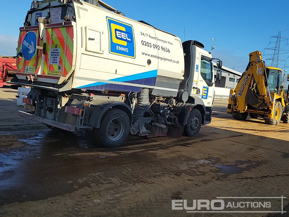 2015 DAF LF220 - Makinë fshirëse për rrugët: foto 5 2015 DAF LF220 - Makinë fshirëse për rrugët: foto 5