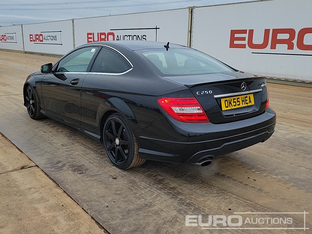 2015 Mercedes C250 AMG - Veturë: foto 3 2015 Mercedes C250 AMG - Veturë: foto 3