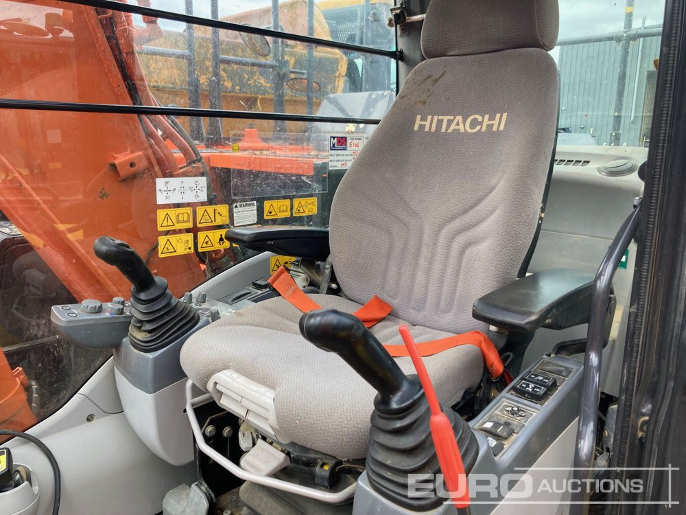 2017 Hitachi ZX130LCN-6 - Ekskavator me zinxhirë: foto 4 2017 Hitachi ZX130LCN-6 - Ekskavator me zinxhirë: foto 4