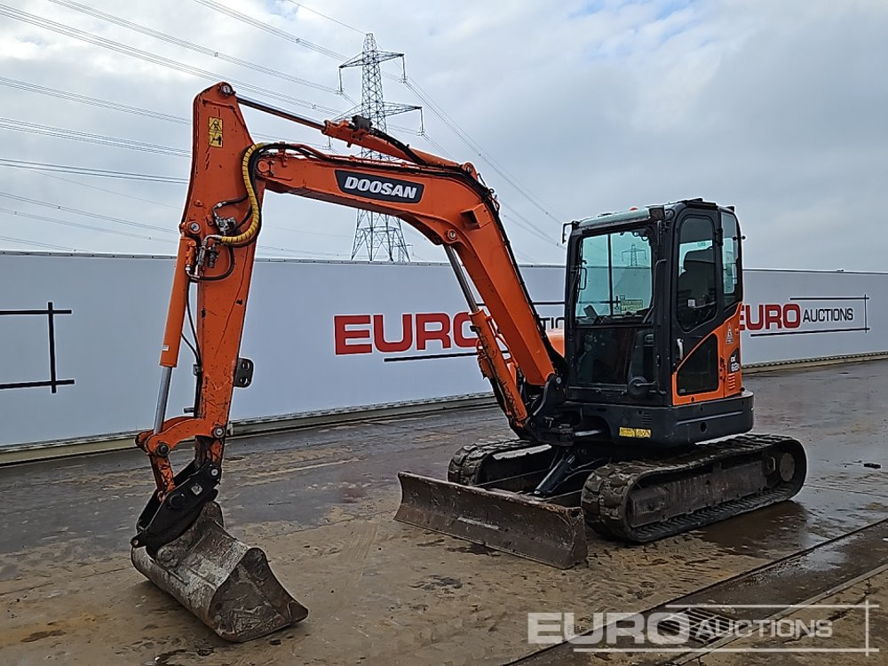 2019 Doosan DX62R-3 - Miniekskavator: foto 1 2019 Doosan DX62R-3 - Miniekskavator: foto 1