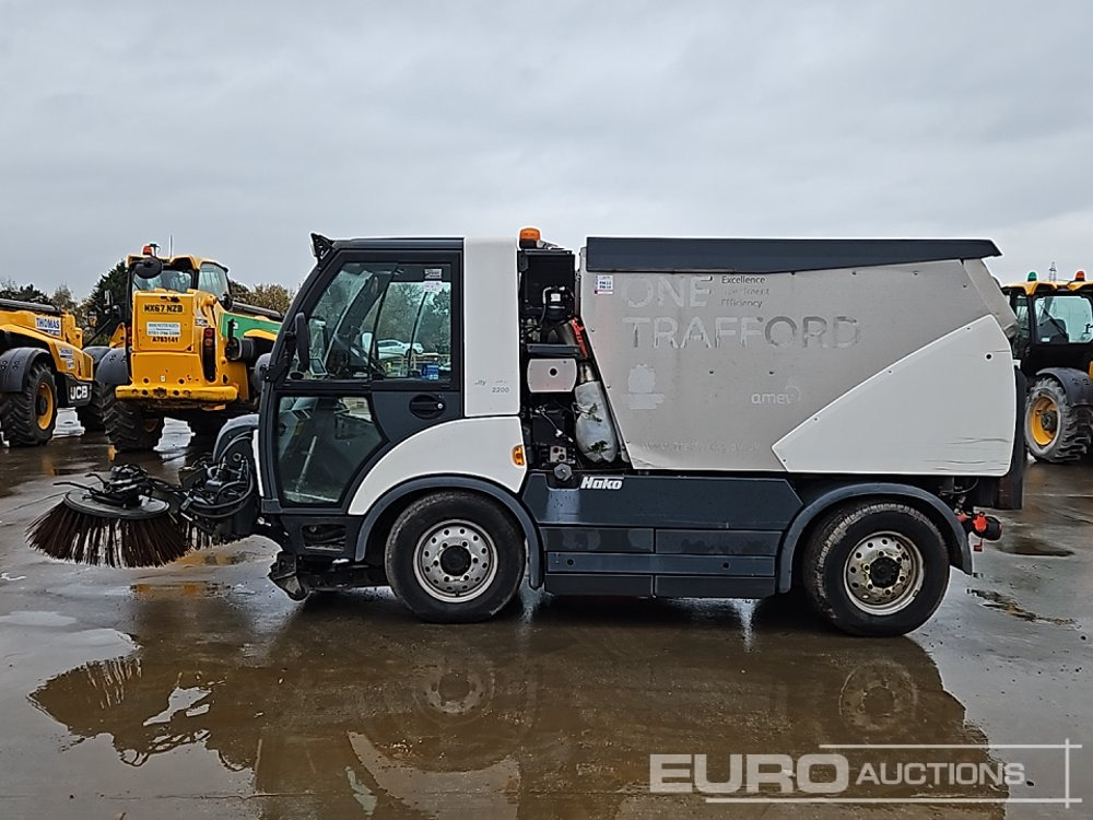 2019 Hako CITY MASTER 2200 - Makinë fshirëse për rrugët: foto 2 2019 Hako CITY MASTER 2200 - Makinë fshirëse për rrugët: foto 2