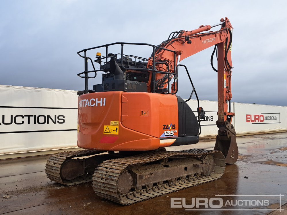 2019 Hitachi ZX135US-6 - Ekskavator me zinxhirë: foto 5 2019 Hitachi ZX135US-6 - Ekskavator me zinxhirë: foto 5