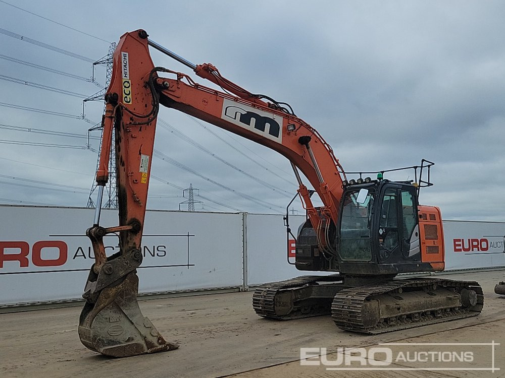 2019 Hitachi ZX225 USLC-6 - Ekskavator me zinxhirë: foto 1 2019 Hitachi ZX225 USLC-6 - Ekskavator me zinxhirë: foto 1