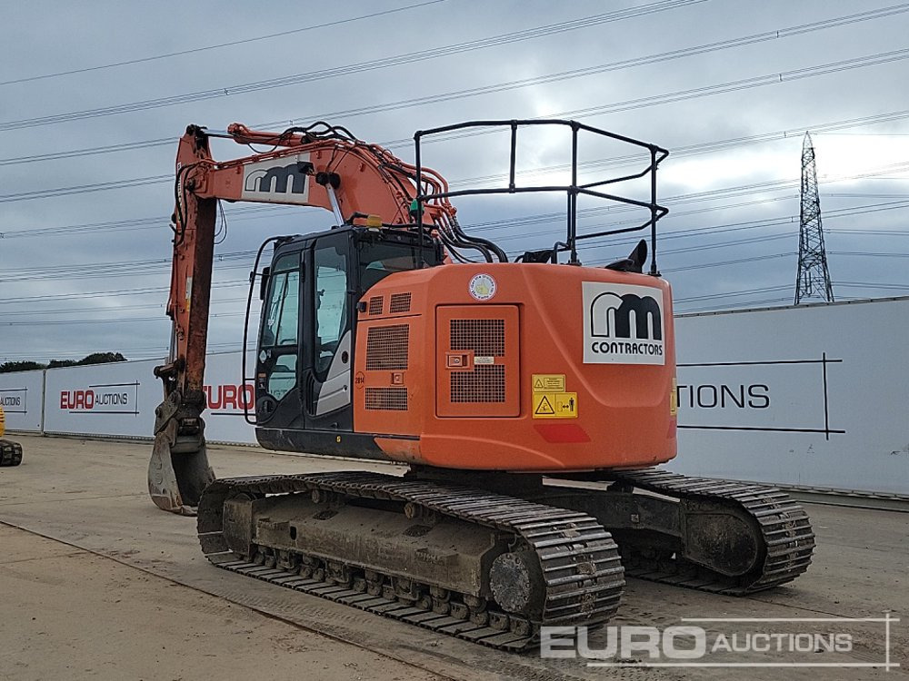 2019 Hitachi ZX225 USLC-6 - Ekskavator me zinxhirë: foto 3 2019 Hitachi ZX225 USLC-6 - Ekskavator me zinxhirë: foto 3