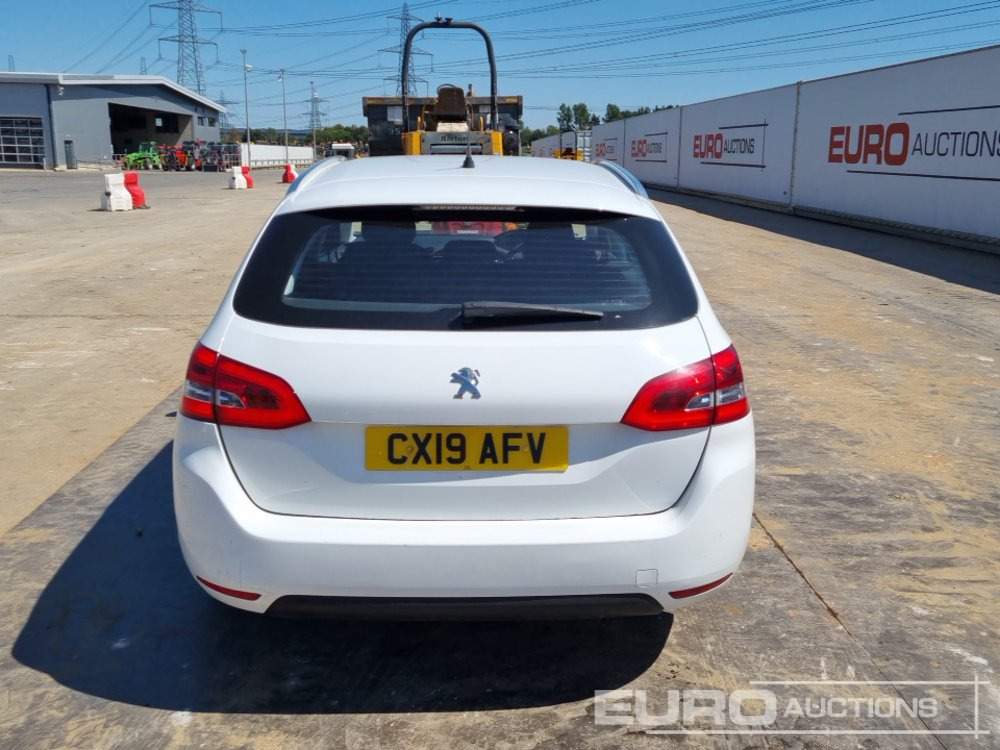2019 Peugeot 308SW - Veturë: foto 4 2019 Peugeot 308SW - Veturë: foto 4