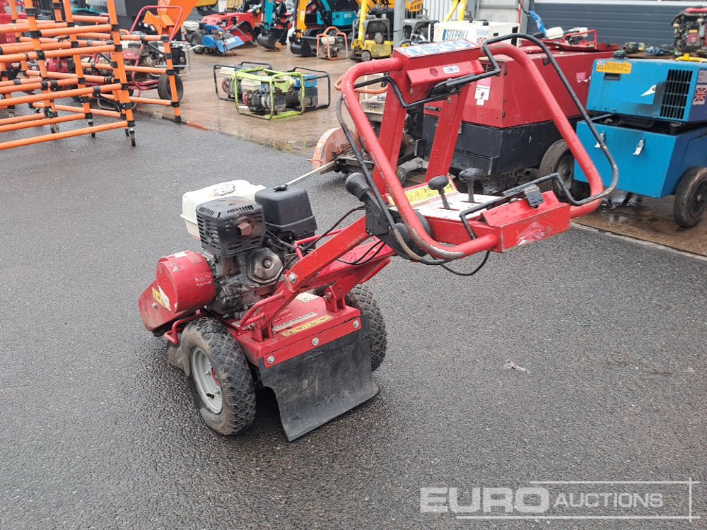 2019 Tracmaster SG30 Petrol Stump Grinder, Honda Engine - Pajisje ndërtimi: foto 3 2019 Tracmaster SG30 Petrol Stump Grinder, Honda Engine - Pajisje ndërtimi: foto 3