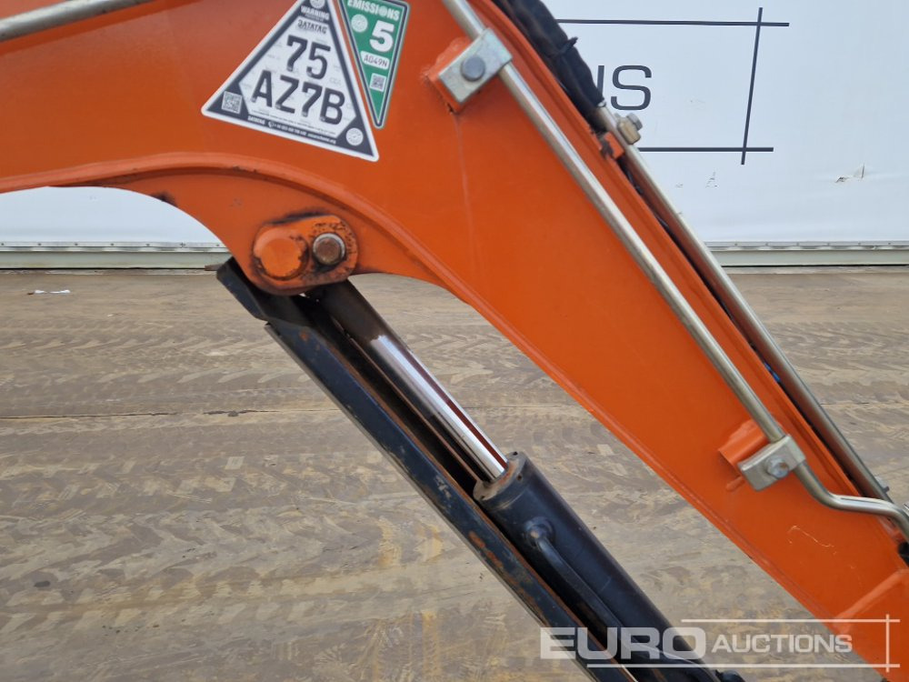 Miniekskavator 2020 Hitachi ZX19U-6 YR: foto 18