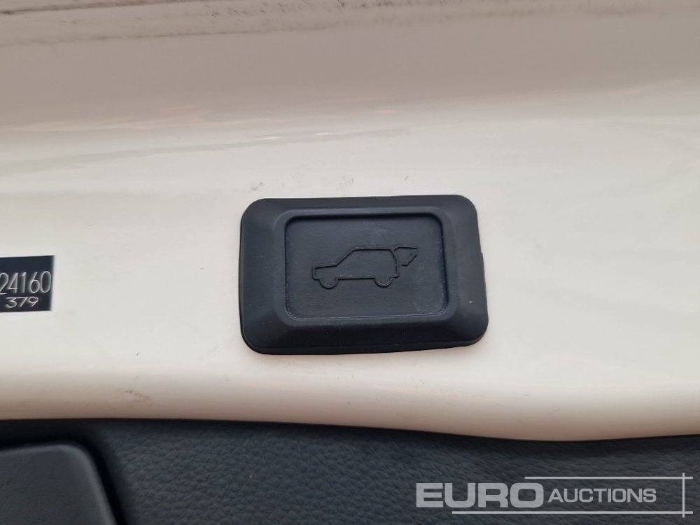 SUV 2022 Toyota RAV 4: foto 21