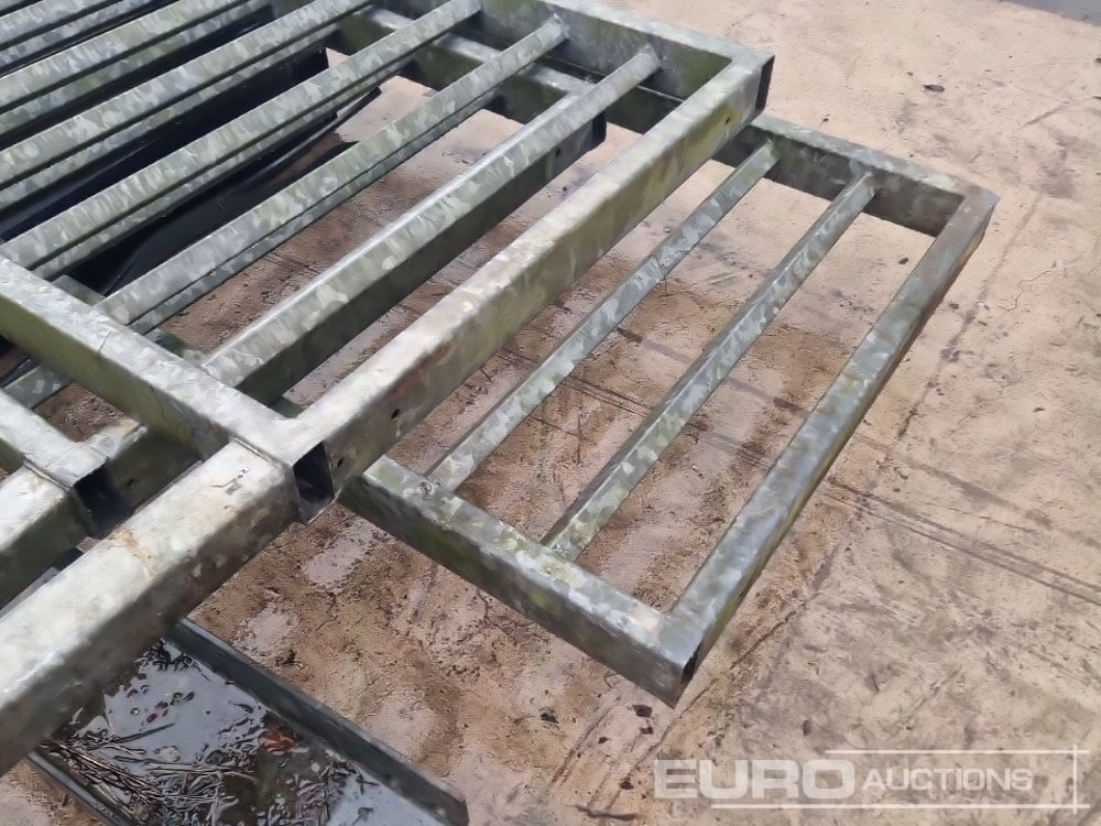 28' Steel Railings & Steel Frames - Vegla/ Pajisja: foto 5 28' Steel Railings & Steel Frames - Vegla/ Pajisja: foto 5