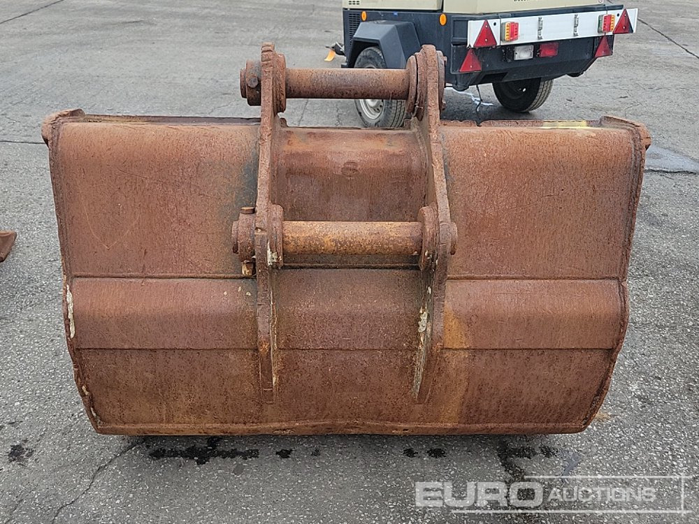 60" Digging Bucket 80mm Pin to suit 20 Ton Excavator - Kovë: foto 4 60" Digging Bucket 80mm Pin to suit 20 Ton Excavator - Kovë: foto 4