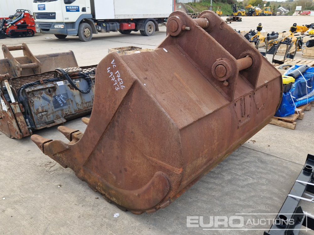 68" Digging Bucket 80mm Pin to suit 20 Ton Excavator - Kovë: foto 2 68" Digging Bucket 80mm Pin to suit 20 Ton Excavator - Kovë: foto 2