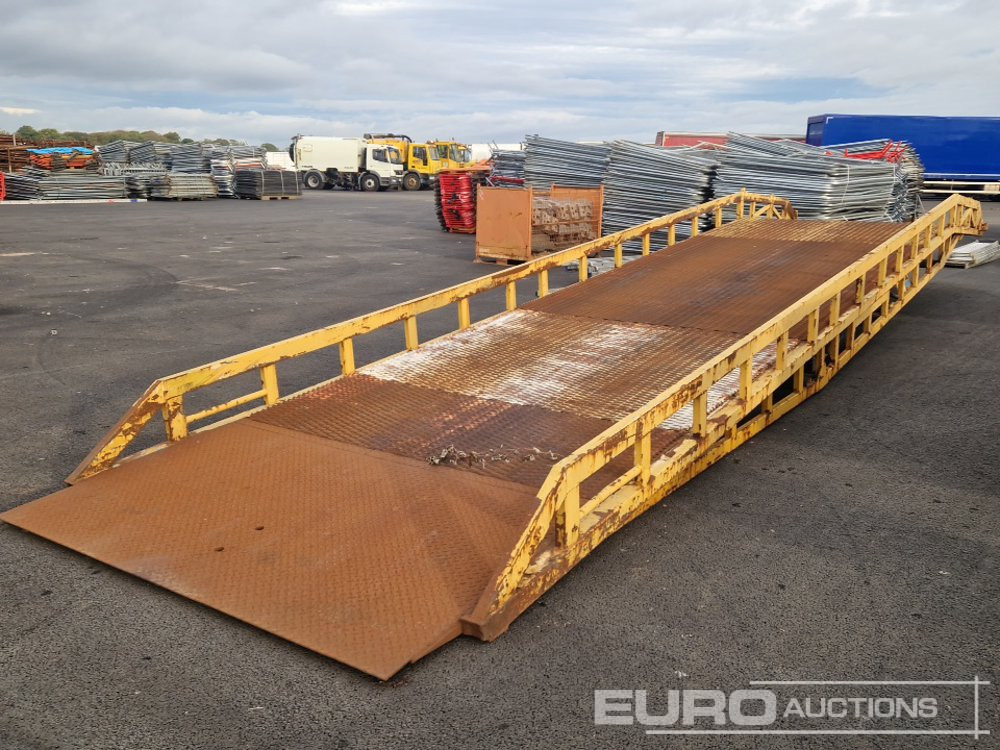 7' Loading Ramp - Rampa e ngarkimit: foto 5 7' Loading Ramp - Rampa e ngarkimit: foto 5