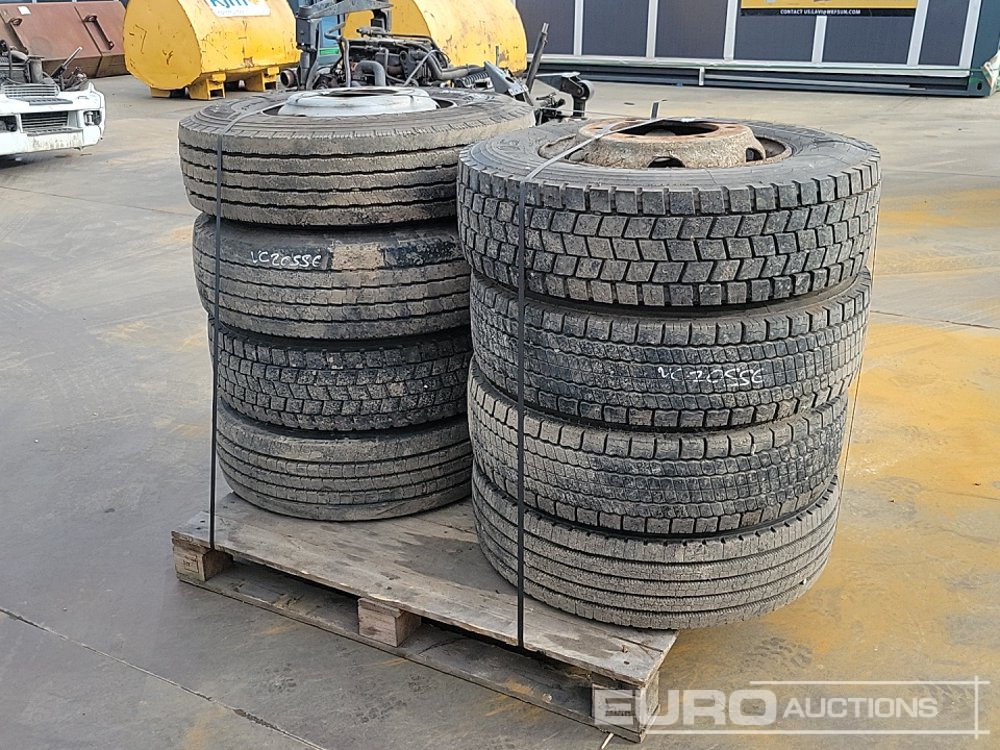 9.5R17.5 Tyre & Rim (4 of), 225/75R17.5 Tyre & Rim - Gomë: foto 4 9.5R17.5 Tyre & Rim (4 of), 225/75R17.5 Tyre & Rim - Gomë: foto 4