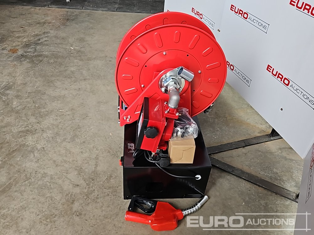 Boss 220v Pump Hose Reel - Pajisjet e ofiçinës: foto 2 Boss 220v Pump Hose Reel - Pajisjet e ofiçinës: foto 2
