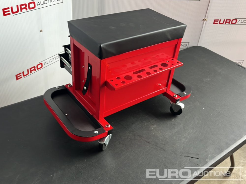 Boss Wheeled Stool Tool Box, 3 Drawers, Magnetic Trays - Pajisjet e ofiçinës: foto 4 Boss Wheeled Stool Tool Box, 3 Drawers, Magnetic Trays - Pajisjet e ofiçinës: foto 4