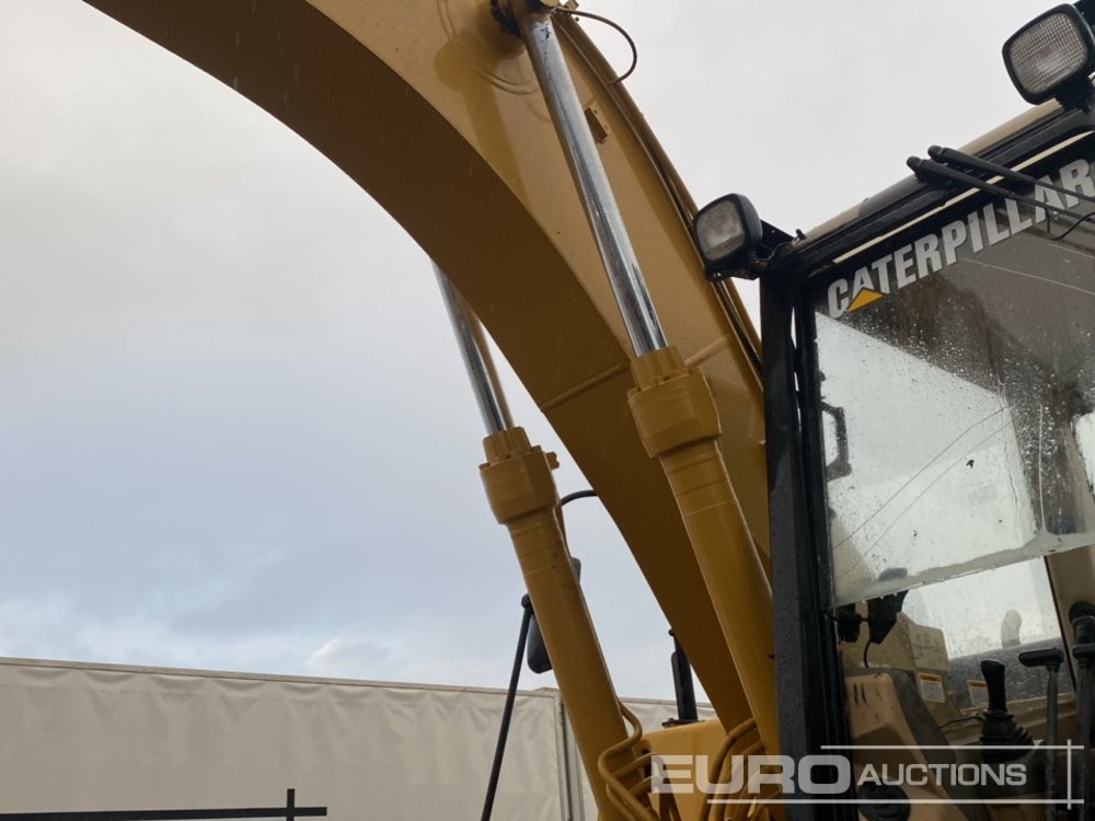 Ekskavator me zinxhirë CAT 315BL: foto 25 Ekskavator me zinxhirë CAT 315BL: foto 25