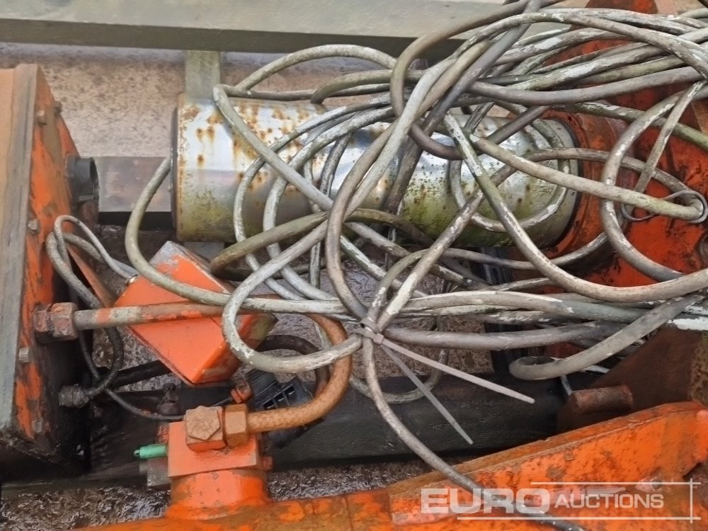 Pajisje ndërtimi Hydraulic Rams, Controls: foto 12