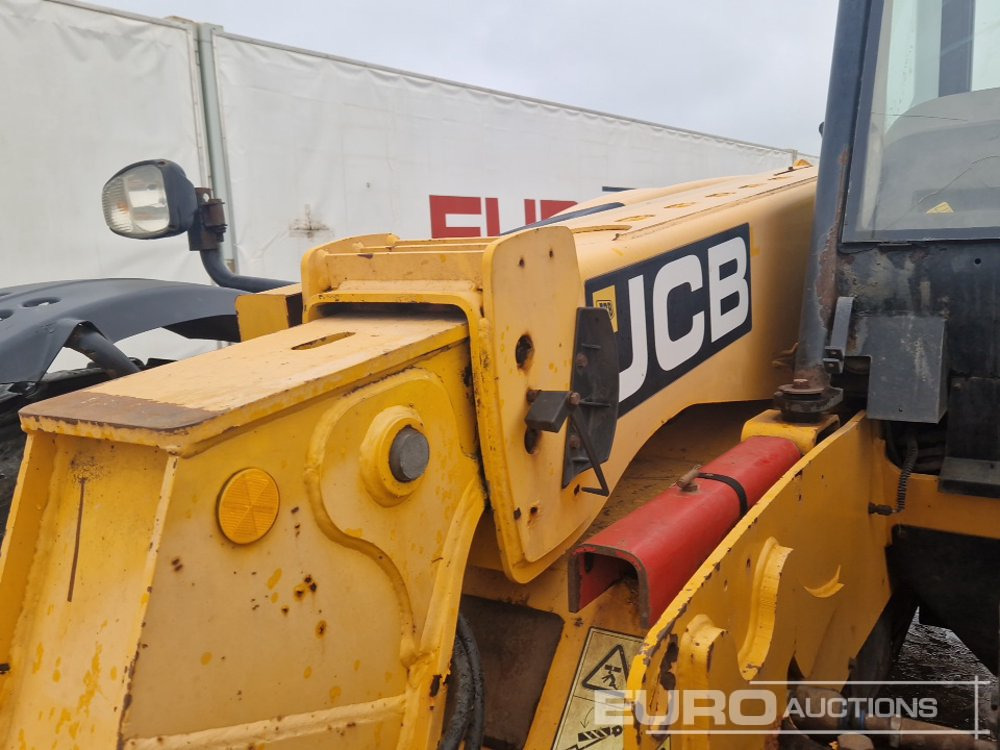 Ekskavator teleskopik JCB 526-56 Agri Plus: foto 20