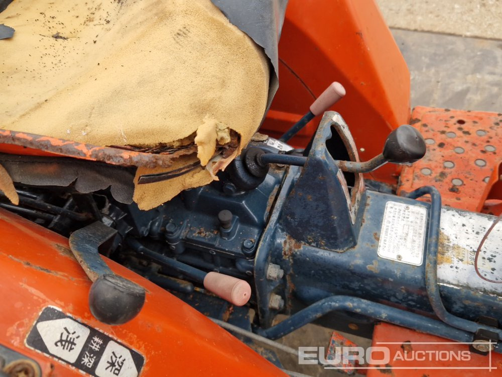 Minitraktor Kubota B1500: foto 28
