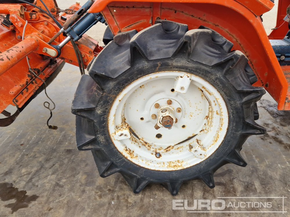 Minitraktor Kubota B1500: foto 11