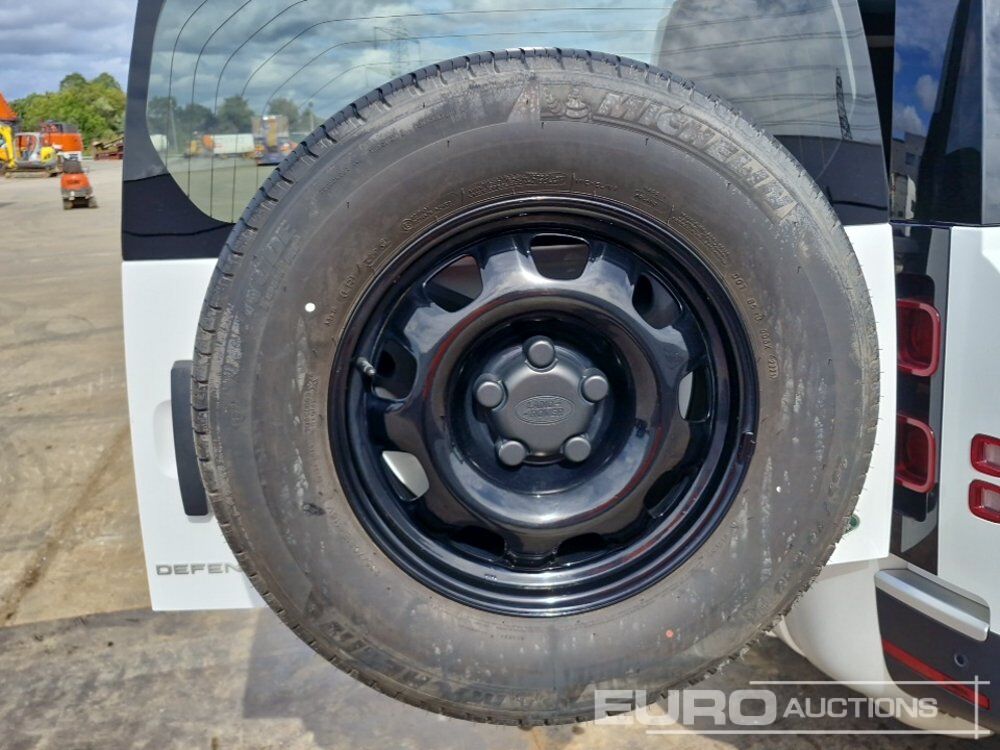 SUV Land Rover Defender: foto 21 SUV Land Rover Defender: foto 21