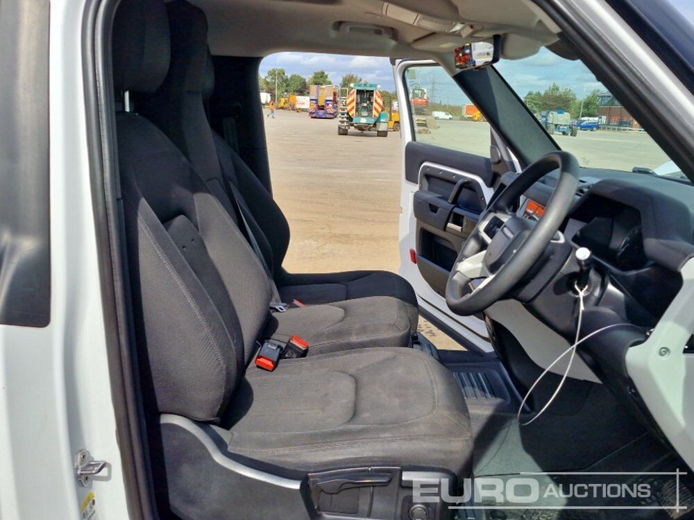 SUV Land Rover Defender: foto 25 SUV Land Rover Defender: foto 25