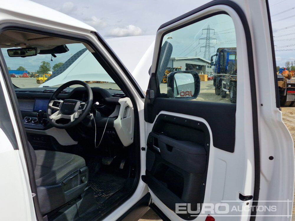 SUV Land Rover Defender: foto 24 SUV Land Rover Defender: foto 24