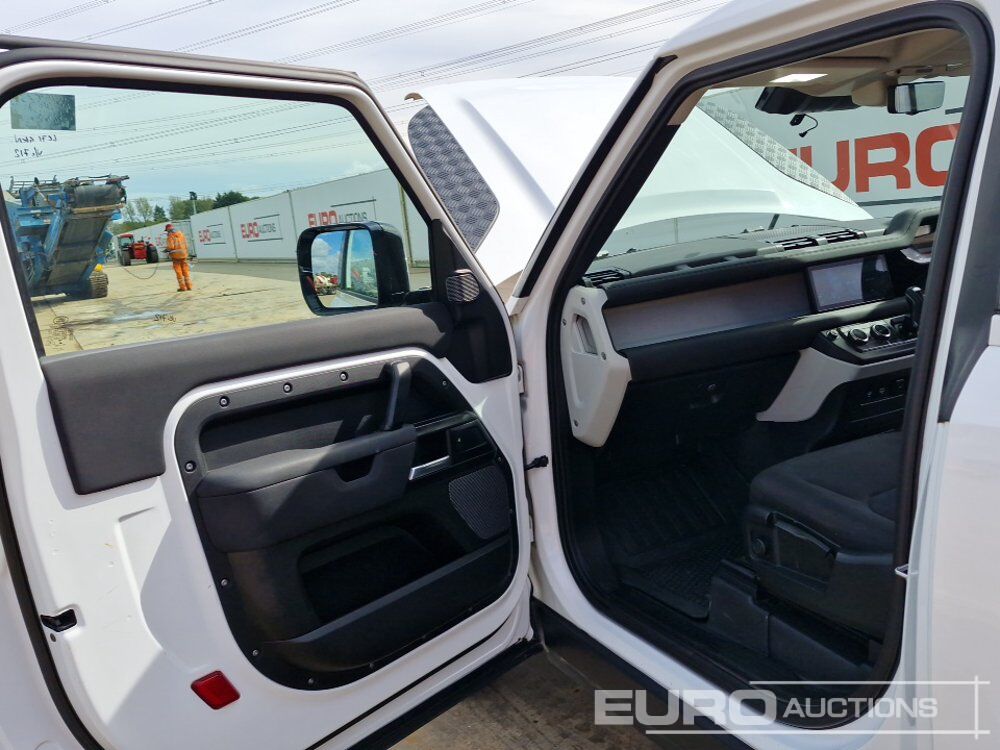 SUV Land Rover Defender: foto 22 SUV Land Rover Defender: foto 22