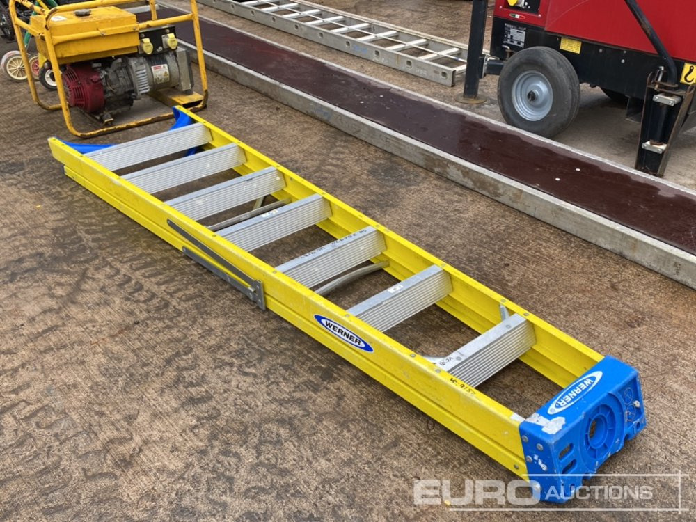 Lyte 8 Thread Step Ladder - Pajisjet e ofiçinës: foto 4 Lyte 8 Thread Step Ladder - Pajisjet e ofiçinës: foto 4