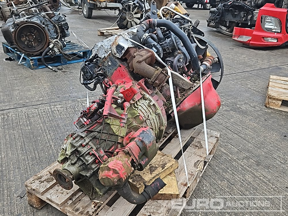 MAN 6 Cylinder Engine, Gearbox - Motori: foto 1 MAN 6 Cylinder Engine, Gearbox - Motori: foto 1