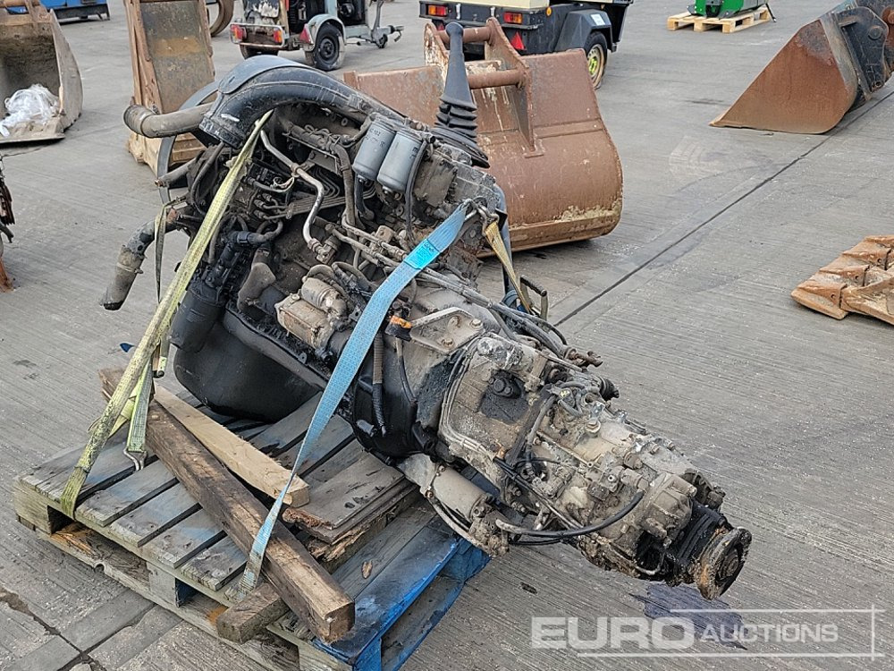 MAN 6 Cylinder Engine, Gearbox - Motori: foto 3 MAN 6 Cylinder Engine, Gearbox - Motori: foto 3