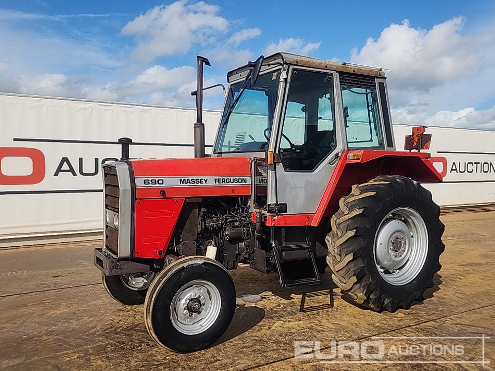 Massey Ferguson 690 - Traktor: foto 1 Massey Ferguson 690 - Traktor: foto 1