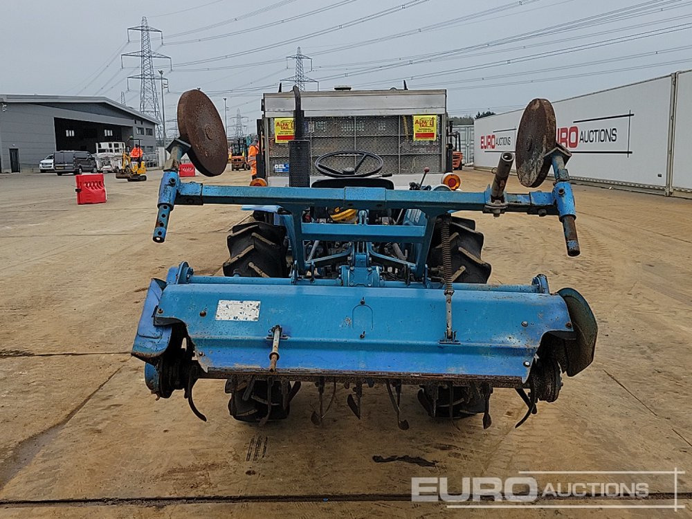 Mitsubishi D2350 - Minitraktor: foto 4 Mitsubishi D2350 - Minitraktor: foto 4