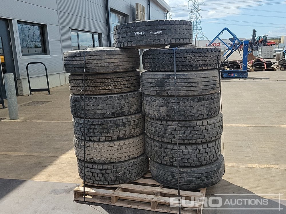 Selection of Various Size Tyre & Rim (13 of) - Gomë: foto 4 Selection of Various Size Tyre & Rim (13 of) - Gomë: foto 4